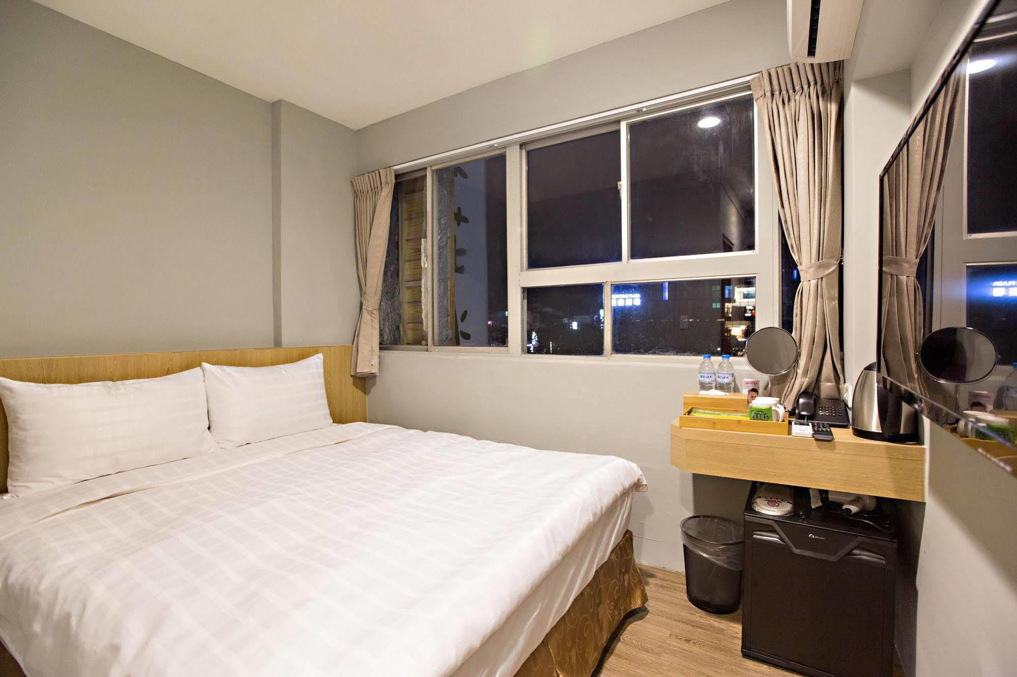 Traveller-Inn Day Moon Hotel T'ai-tung Eksteriør billede